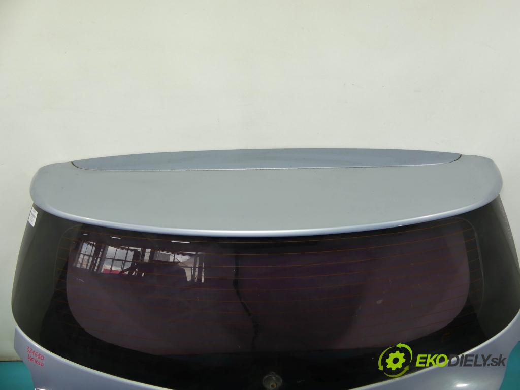 Toyota Verso 2009-2018 2.0 D4D 126 hp manual 93 kW 1998 cm3 5- zadní kufrové dveře  (Zadní kapoty)