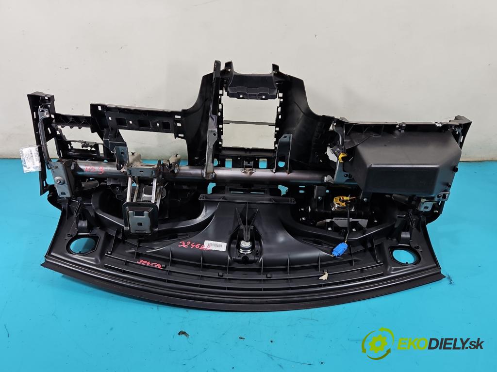 Citroen DS3 2010-2016 1.6 16V 120 HP manual 88 kW 1598 cm3 3- kokpit,pristrojová doska rozdeľovacia