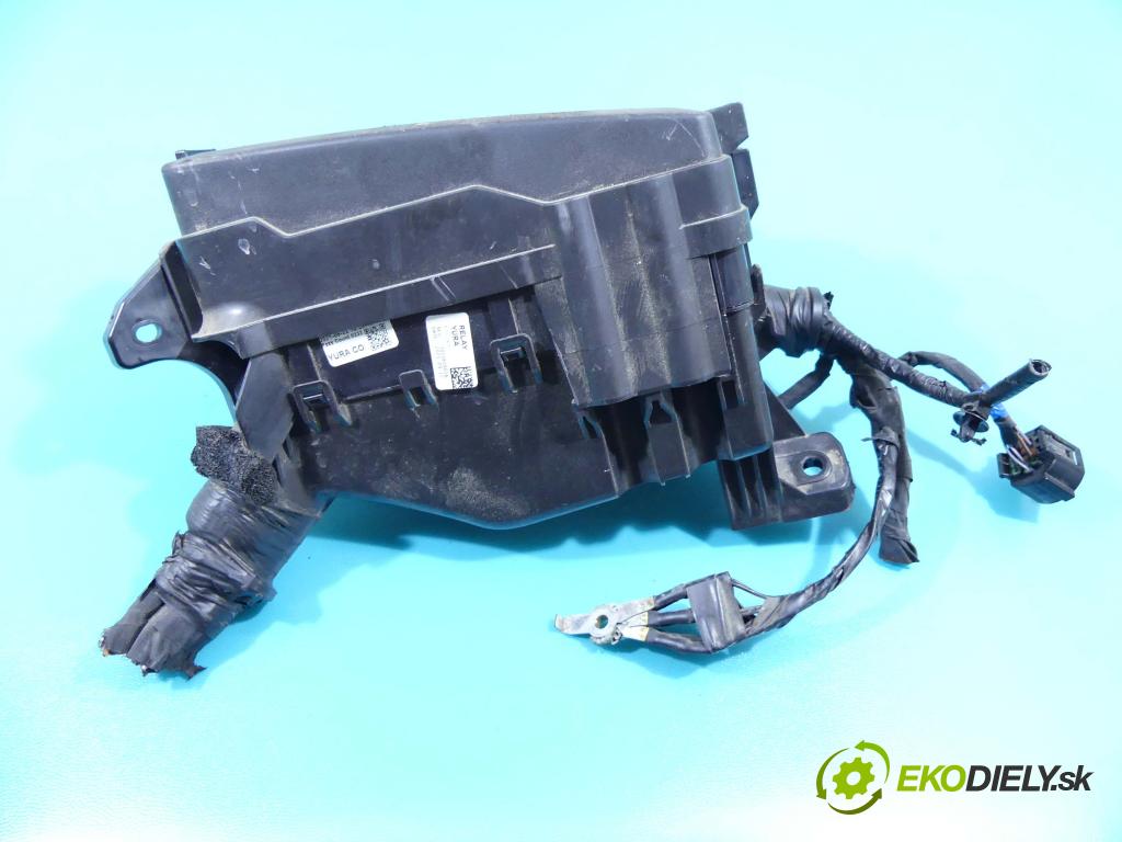 Hyundai I30 III 2016- 1.5 DPI 16V 110 hp manual 80,9 kW 1498 cm3 5- skříňka pojistková 91720-G4170 (Pojistkové skříňky)