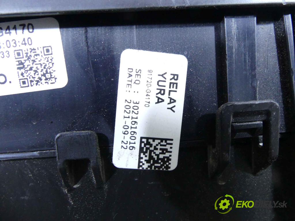 Hyundai I30 III 2016- 1.5 DPI 16V 110 hp manual 80,9 kW 1498 cm3 5- skříňka pojistková 91720-G4170 (Pojistkové skříňky)