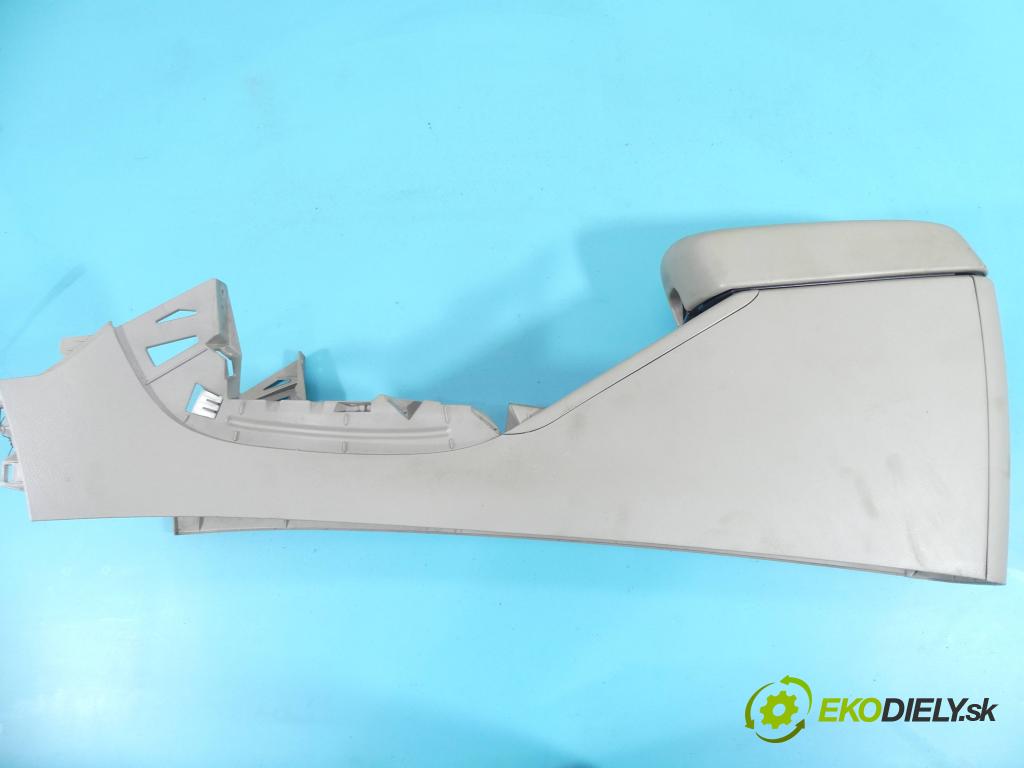 Toyota Rav4 III 2005-2012 2.2 D-CAT 177 HP manual 130 kW 2231 cm3 5- operadlo  (Lakťové opierky)