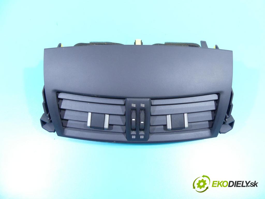 Toyota Rav4 III 2005-2012 2.2 D-CAT 177 HP manual 130 kW 2231 cm3 5- Mřížka: kúrenia stredová 55670-42050 (Mriežky kúrenia (fukáre))