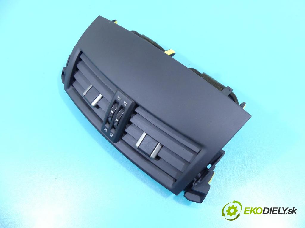 Toyota Rav4 III 2005-2012 2.2 D-CAT 177 HP manual 130 kW 2231 cm3 5- Mřížka: kúrenia stredová 55670-42050 (Mriežky kúrenia (fukáre))