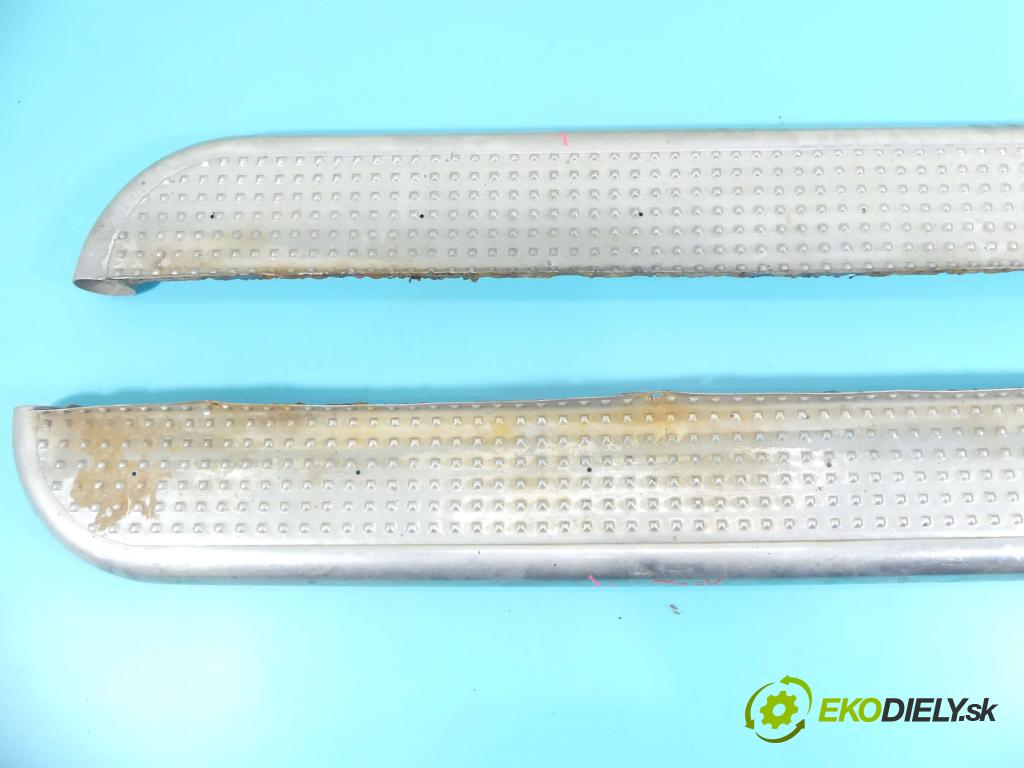 Toyota Rav4 III 2005-2012 2.2 D-CAT 177 HP manual 130 kW 2231 cm3 5- Práh: ľavý  (Karoséria ostatné)