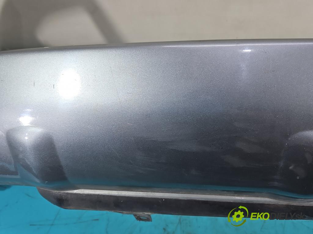 Toyota Rav4 III 2005-2012 2.2 D-CAT 177 hp manual 130 kW 2231 cm3 5- nárazník zadní (Ostatné)