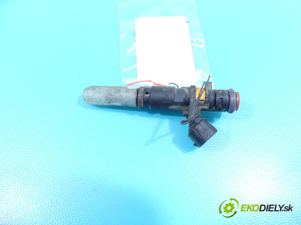 Renault Fluence 1.6 16V 114 HP manual 84 kW 1598 cm3 4- vstrek 8201488661 (Vstrekovače)