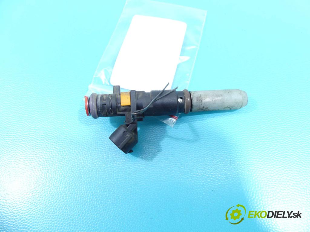 Renault Fluence 1.6 16V 114 HP manual 84 kW 1598 cm3 4- vstrek 8201488661 (Vstrekovače)
