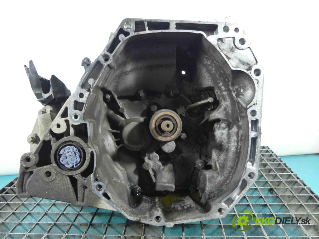 Renault Fluence 1.6 16V 114 HP manual 84 kW 1598 cm3 4- prevodovka stupeň,rýchlosť manual JR5359