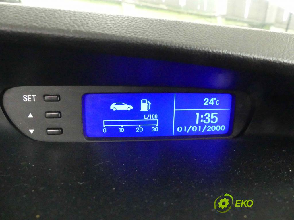 Hyundai I20 I 2008-2014 1.2 16v 85 HP manual 62,5 kW 1248 cm3 3- Zobrazit: 94101-1J721 (Prístrojové dosky, displeje)