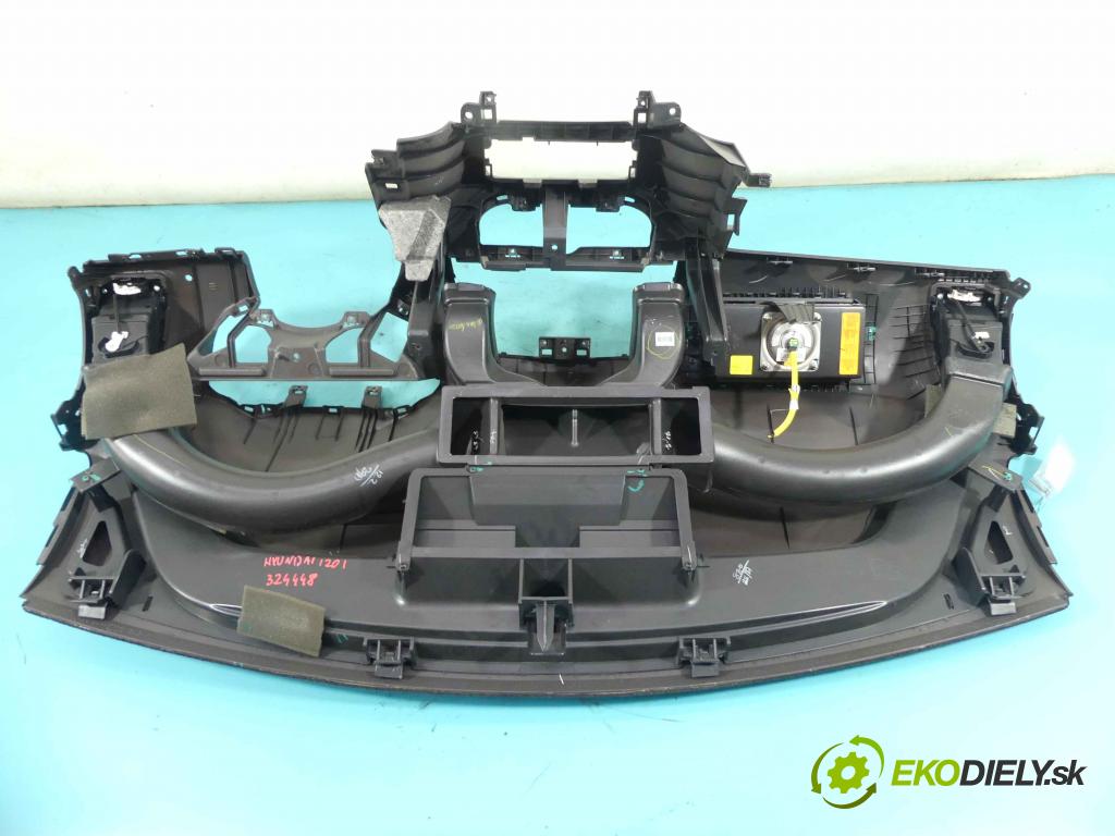 Hyundai I20 I 2008-2014 1.2 16v 85 HP manual 62,5 kW 1248 cm3 3- kokpit,pristrojová doska rozdeľovacia