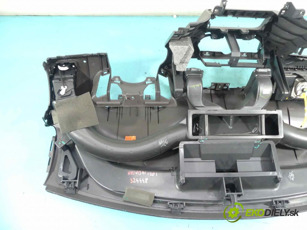Hyundai I20 I 2008-2014 1.2 16v 85 HP manual 62,5 kW 1248 cm3 3- kokpit,pristrojová doska rozdeľovacia