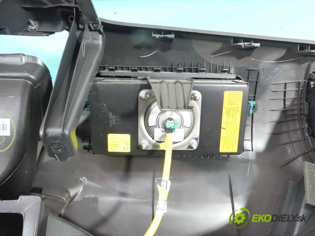 Hyundai I20 I 2008-2014 1.2 16v 85 HP manual 62,5 kW 1248 cm3 3- kokpit,pristrojová doska rozdeľovacia