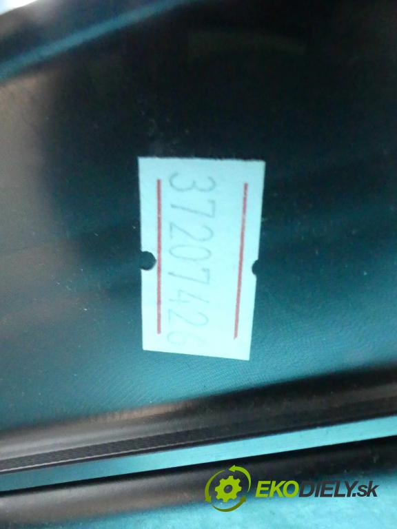 Toyota Verso 2009-2018 2.0 D4D 126 HP manual 93 kW 1998 cm3 5- operadlo  (Lakťové opierky)