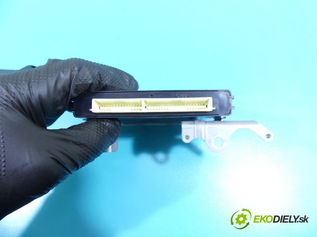 Toyota Verso 2009-2018 2.0 D4D 126 HP manual 93 kW 1998 cm3 5- modul riadiaca jednotka 89990-0F011 (Ostatné)