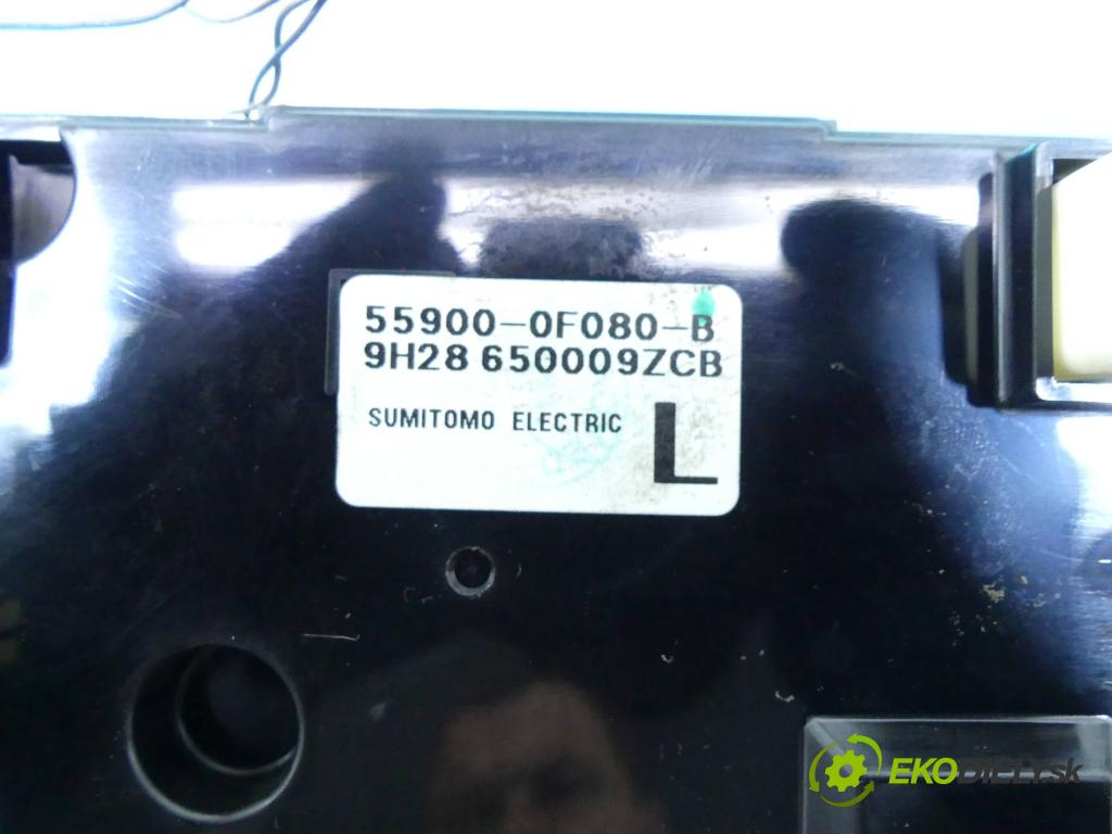 Toyota Verso 2009-2018 2.0 D4D 126 HP manual 93 kW 1998 cm3 5- panel kúrenia 55900-0F080-B