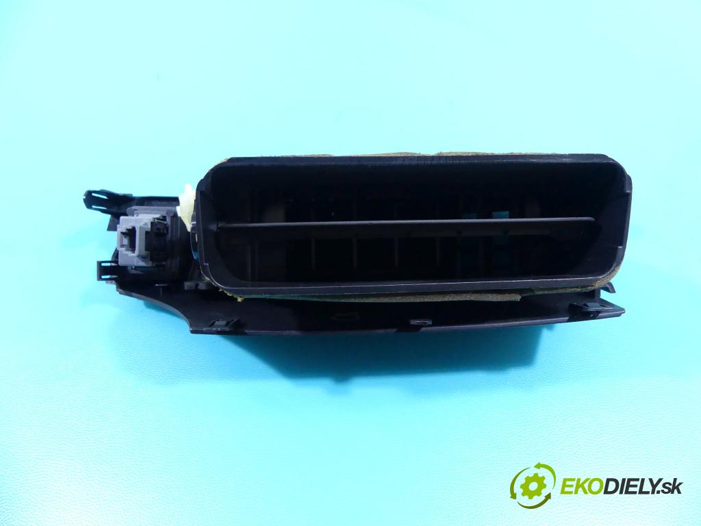 Toyota Verso 2009-2018 2.0 D4D 126 HP manual 93 kW 1998 cm3 5- Mřížka: kúrenia stredová 55670-0F030 (Mriežky kúrenia (fukáre))