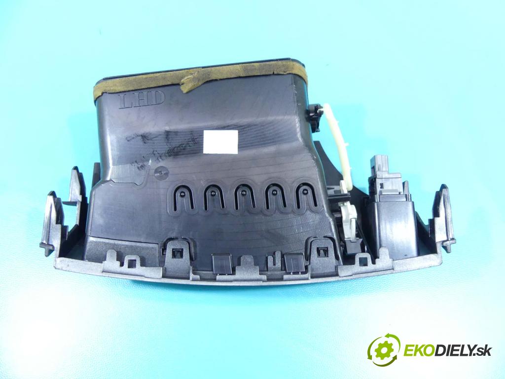 Toyota Verso 2009-2018 2.0 D4D 126 HP manual 93 kW 1998 cm3 5- Mřížka: kúrenia stredová 55670-0F030 (Mriežky kúrenia (fukáre))