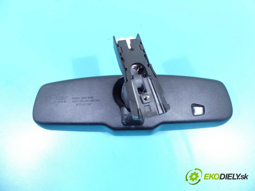 Toyota Verso 2009-2018 2.0 D4D 126 hp manual 93 kW 1998 cm3 5- zpětné zrcátko vnitřní 878100F080 (Světla vnitřní)