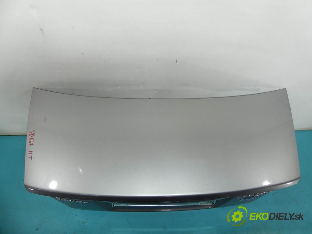 Subaru Legacy IV 2004-2009 2.0 boxer 150 hp manual 110 kW 1998 cm3 4- zadní kufrové dveře  (Zadní kapoty)