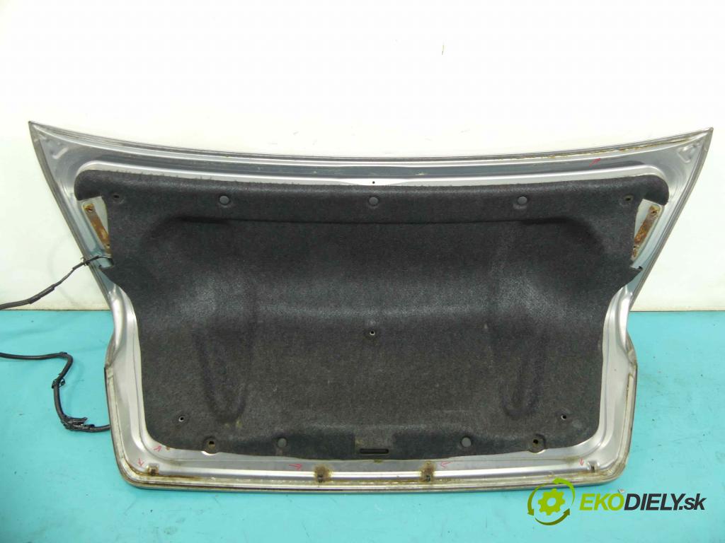 Subaru Legacy IV 2004-2009 2.0 boxer 150 hp manual 110 kW 1998 cm3 4- zadní kufrové dveře  (Zadní kapoty)