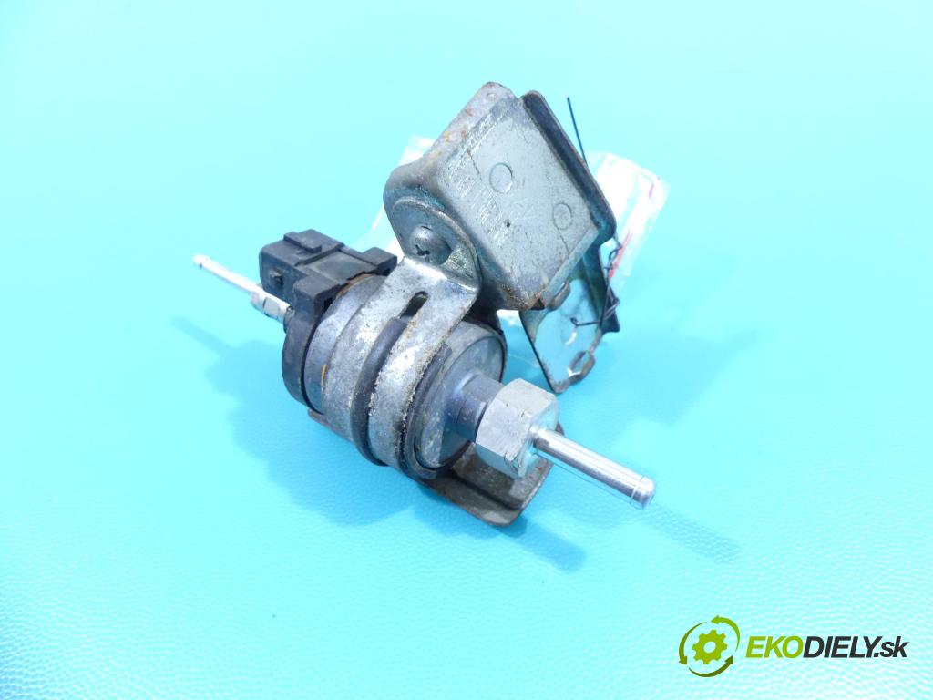 Toyota Verso 2009-2018 2.0 D4D 126 hp manual 93 kW 1998 cm3 5- čerpadlo paliva webasto 22454201 (Webasto ohřívače)