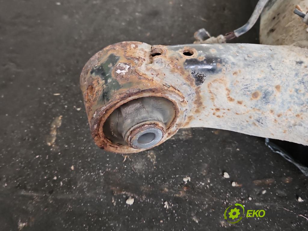 Toyota Verso 2009-2018 2.0 D4D 126 hp manual 93 kW 1998 cm3 5- zadní výztuha  (Výztuhy zadní)