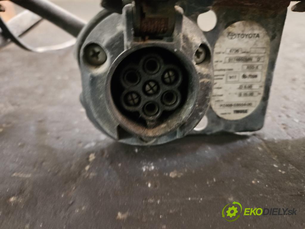 Toyota Verso 2009-2018 2.0 D4D 126 hp manual 93 kW 1998 cm3 5- oko tažné  (Tažná zařízení)