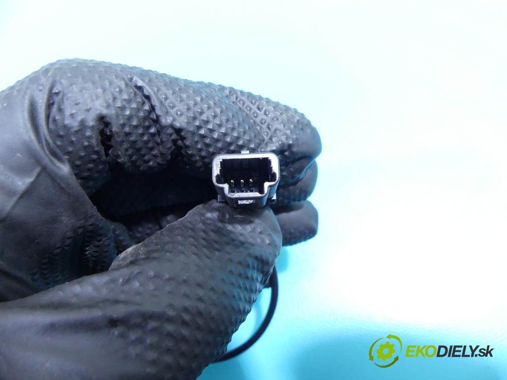 Renault Megane III 2008-2016 2.0 dci 160 hp manual 118 kW 1995 cm3 5- Mikrofon: 283122125R