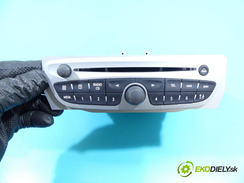 Renault Megane III 2008-2016 2.0 dci 160 HP manual 118 kW 1995 cm3 5- Radio originál 7649168391