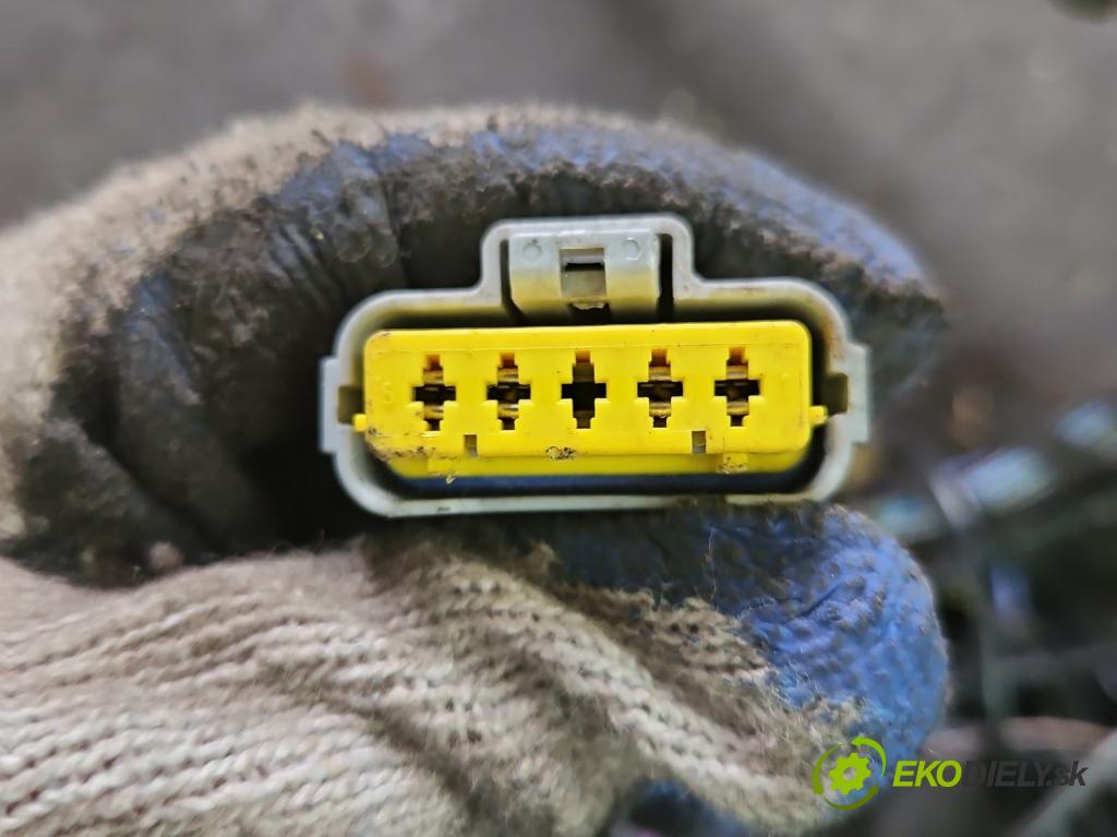 Renault Megane III 2008-2016 2.0 dci 160 hp manual 118 kW 1995 cm3 5- oko tažné  (Tažná zařízení)