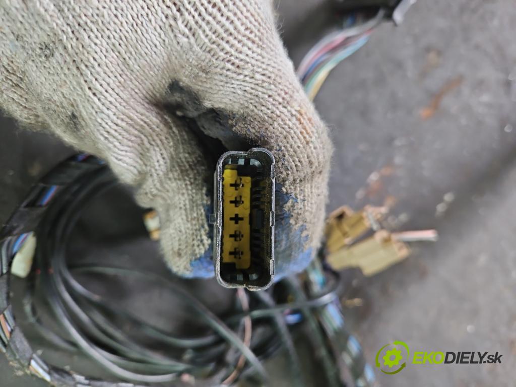 Renault Megane III 2008-2016 2.0 dci 160 hp manual 118 kW 1995 cm3 5- oko tažné  (Tažná zařízení)