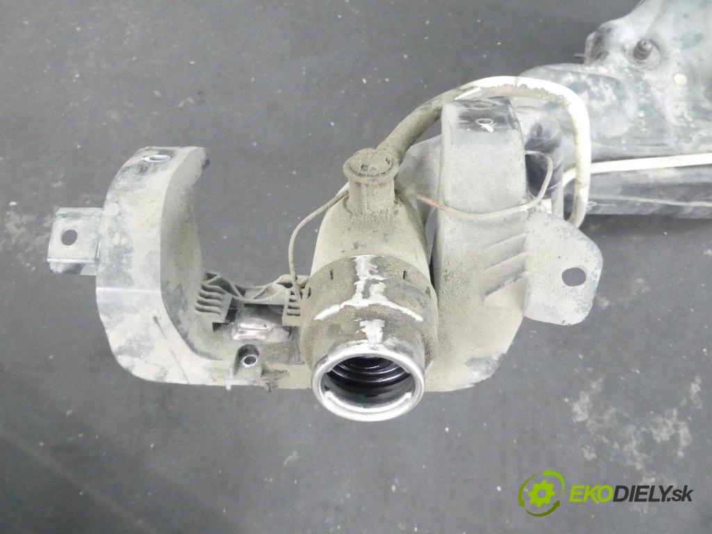 Vw Passat B8 2014 - 2.0 tdi 239KM automatic 176 kW 1968 cm3 5- Nádrž: paliva  (Nádrže)