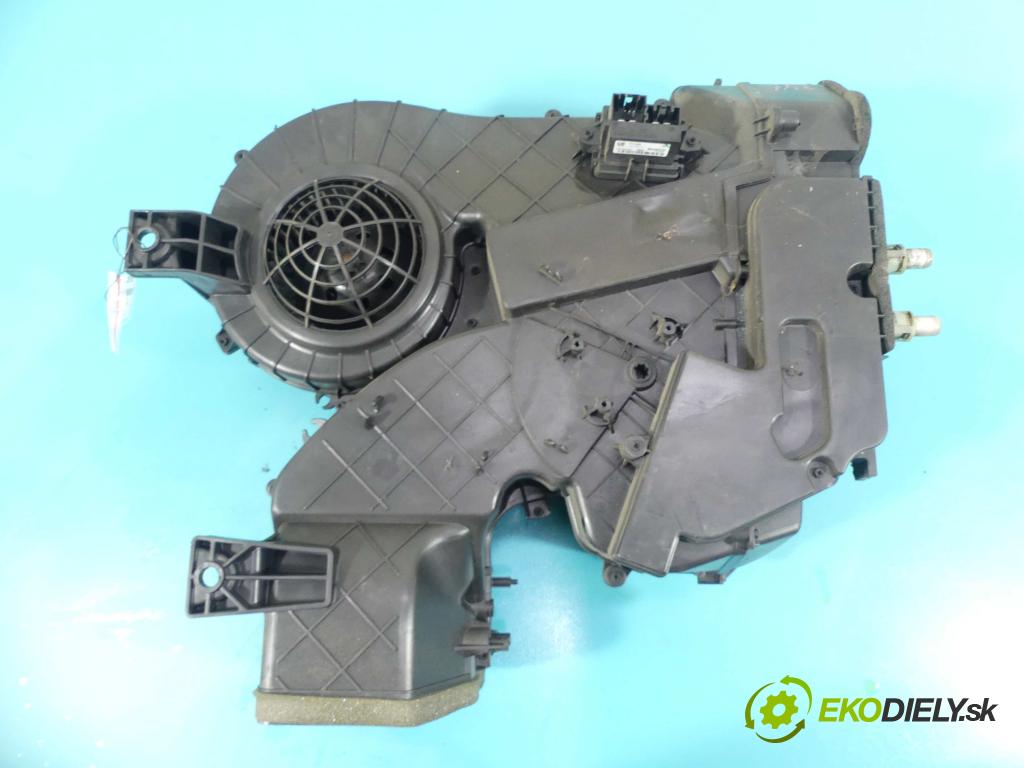 Suzuki XL-7 II 2006-2009 3.6 V6 252KM automatic 185 kW 3564 cm3 5- radiátor 990773018 (Radiátory topení)