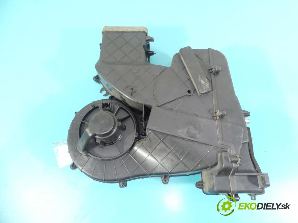 Suzuki XL-7 II 2006-2009 3.6 V6 252KM automatic 185 kW 3564 cm3 5- radiátor 990773018 (Radiátory topení)