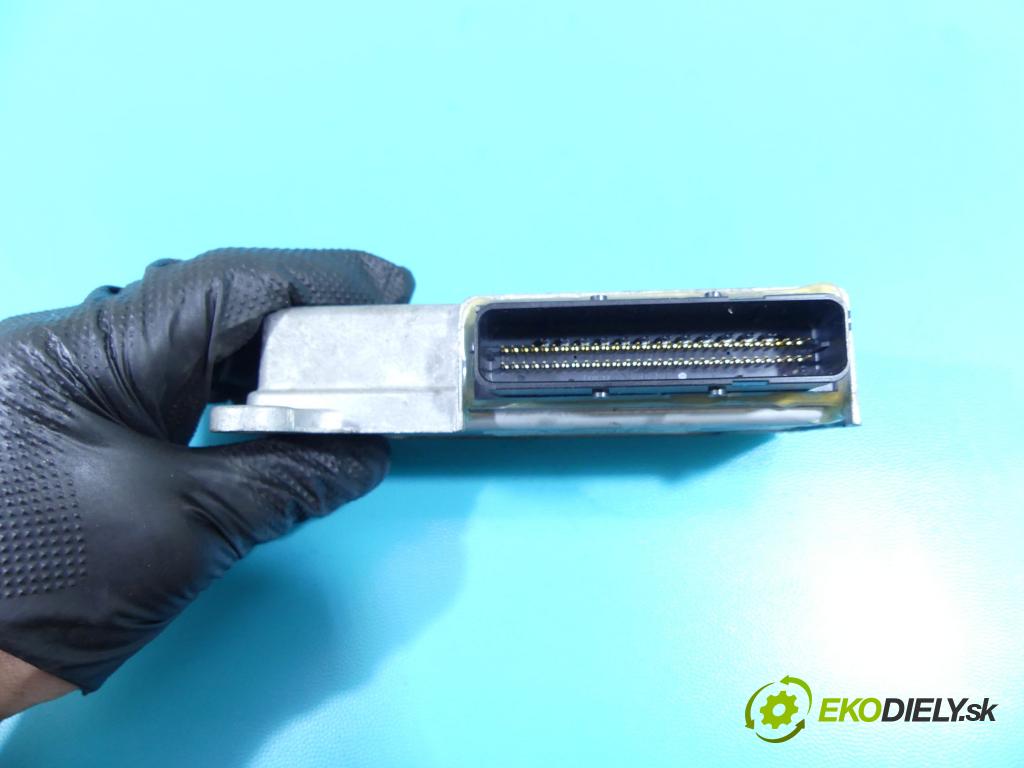 Suzuki XL-7 II 2006-2009 3.6 V6 252KM automatic 185 kW 3564 cm3 5- modul riadiaca jednotka 15916307 (Ostatné)