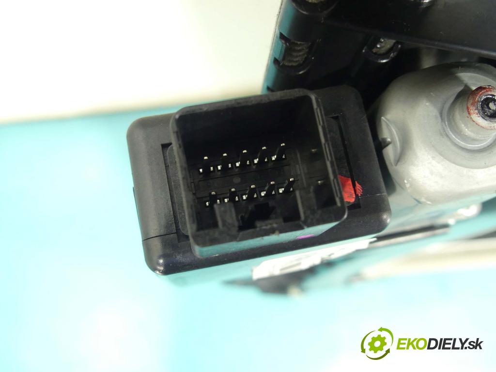 Mitsubishi Outlander II 2006-2013 2.0 DI-D 140 hp manual 103 kW 1968 cm3 5- Střešní okno: 833100-4050 (Okna karoserie)