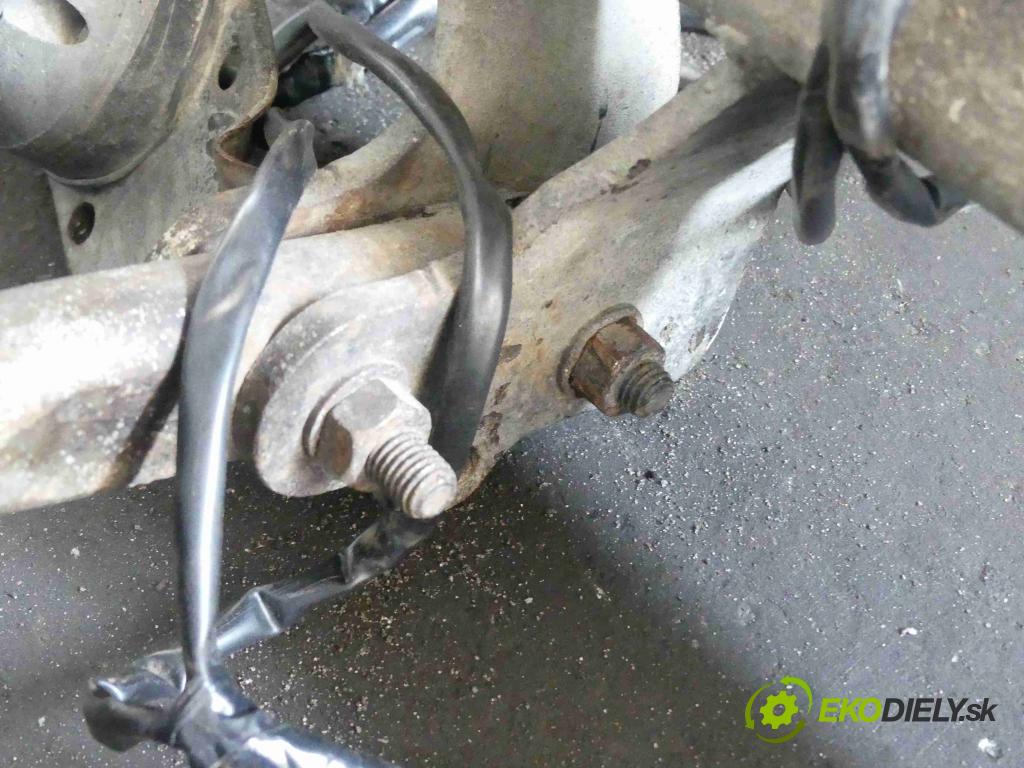 Subaru Forester I SF 1997-2002 2.0 boxer Turbo 170 hp automatic 125 kW 1994 cm3 5- oko tažné  (Tažná zařízení)