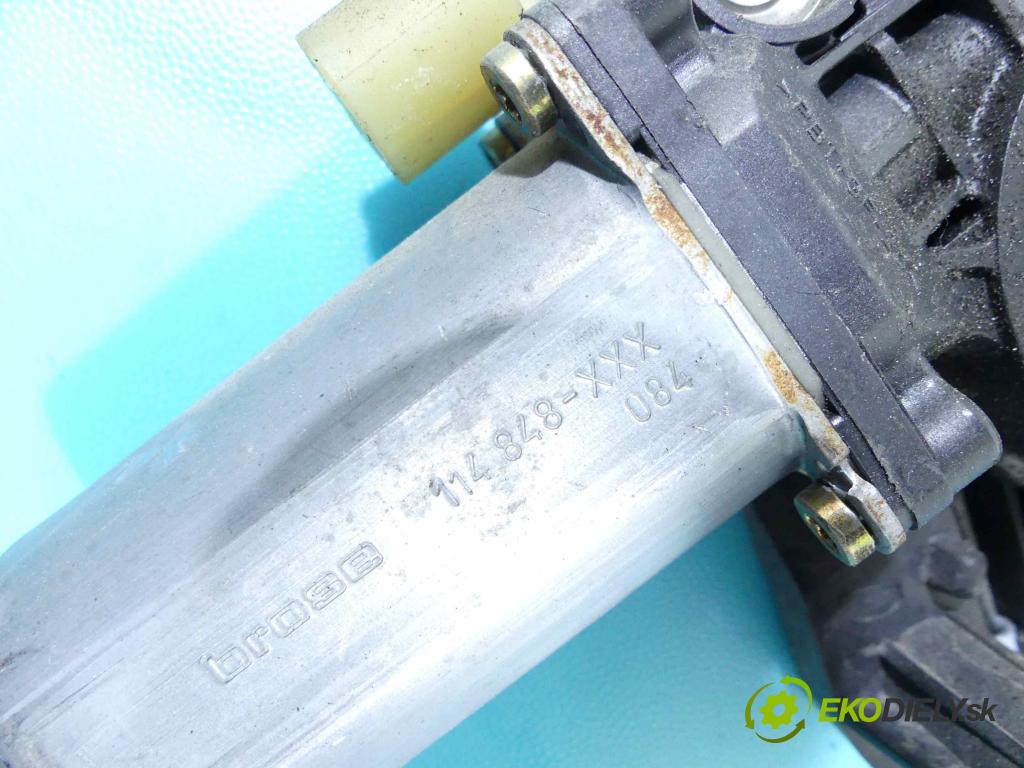 Renault Clio II 1998-2012 1.4 16v 98 HP manual 72 kW 1390 cm3 5- mechanizmus okna predné pravý 0130821691