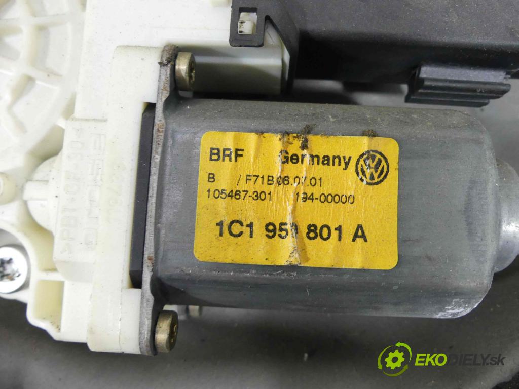 Vw Bora 1.6 16V 105 HP manual 77 kW 1598 cm3 4- mechanizmus okna predné ľavý 1J4837755E