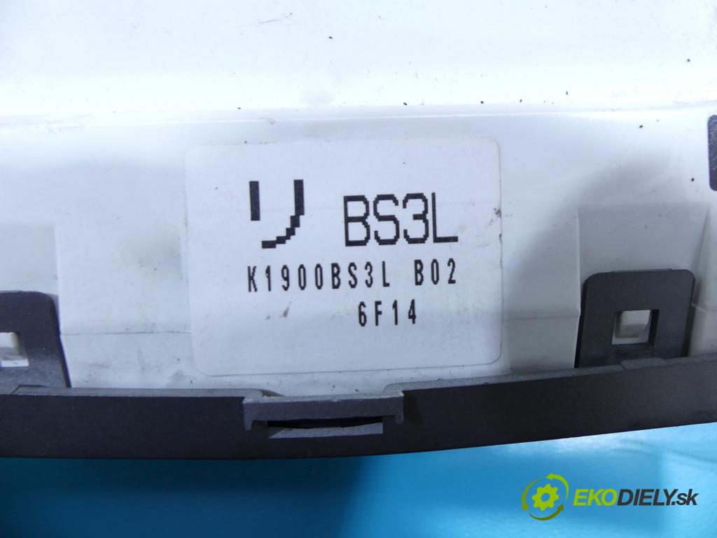 Mazda 3 I BK 2003-2009 1.6 16v 105 HP manual 77 kW 1598 cm3 5- panel kúrenia BS3L
