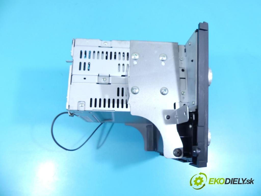 Subaru Legacy IV 2004-2009 2.0 D boxer 150 HP manual 110 kW 1998 cm3 4- Radio originál 86201AG460
