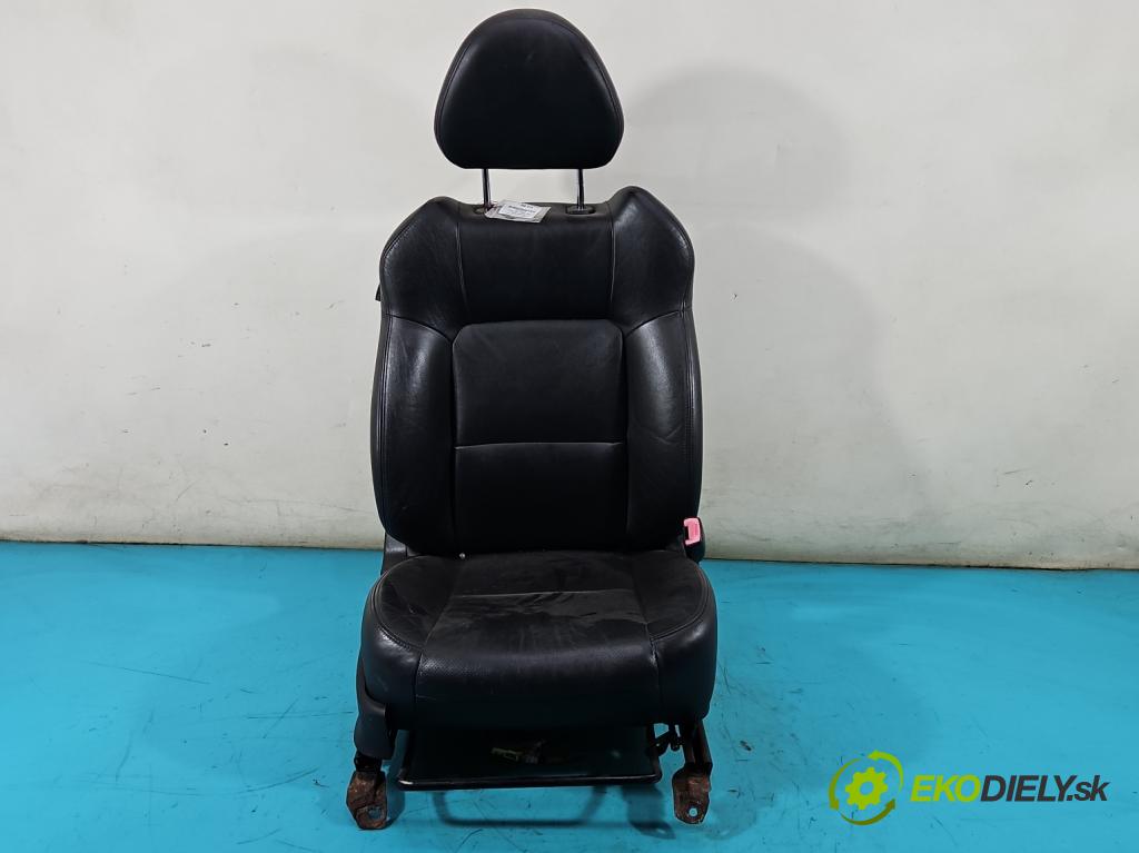 Subaru Legacy IV 2004-2009 2.0 boxer 150 HP manual 110 kW 1998 cm3 4- Sedačka pravý  (Sedačky, sedadlá)