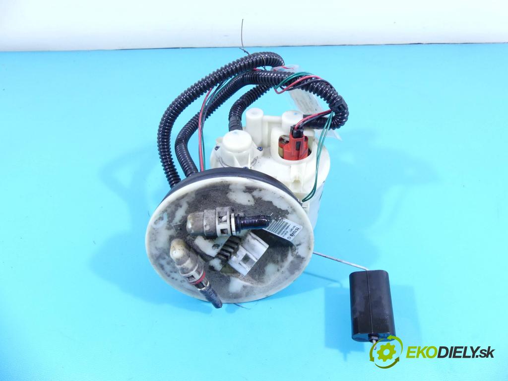 Ford Mondeo Mk3 2000-2007 2.0 16V 145 hp manual 107 kW 1999 cm3 5- čerpadlo paliva 1S7UAD 9H307