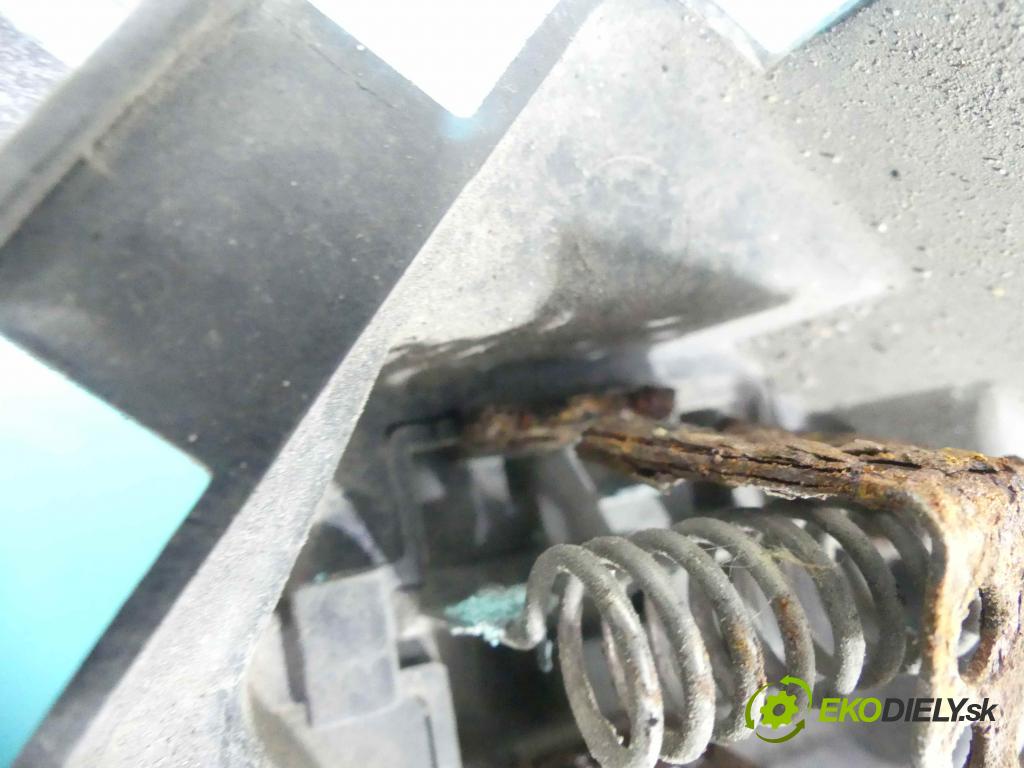 Opel Astra II 1998-2009 1.6 75 HP manual 55 kW 1598 cm3 5- Ventilátor chladiča 0130303245