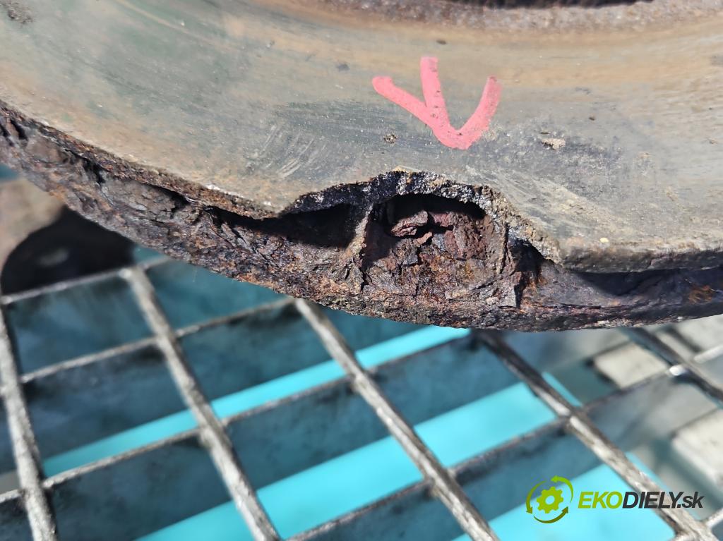 Renault Trafic II 2001-2014 1.9 dci 101 HP manual 74 kW 1870 cm3 5- náboj pravé  (Náboje)