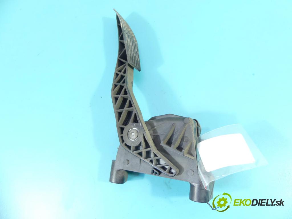 Opel Astra III 2004-2014 1,3.0 cdti 90 HP manual 66 kW 1248 cm3 5- pedále 9157998BK (Pedále)