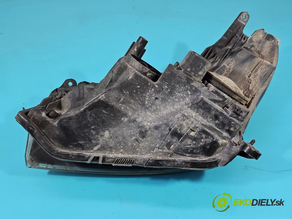 Opel Astra III 2004-2014 1,3.0 cdti 90 HP manual 66 kW 1248 cm3 5- Reflektor: pravý  (Pravé)