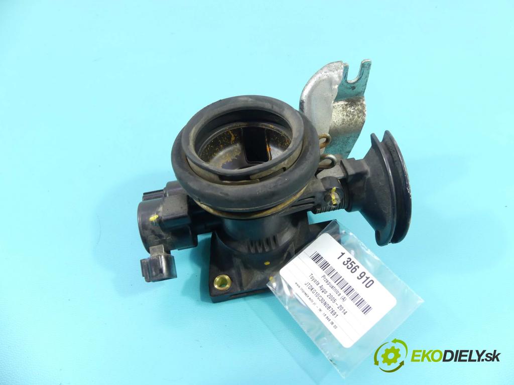 Toyota Aygo 2005-2014 1.0 68 HP manual 50 kW 998 cm3 5- klapka 89452-52011 (Škrtiace klapky)