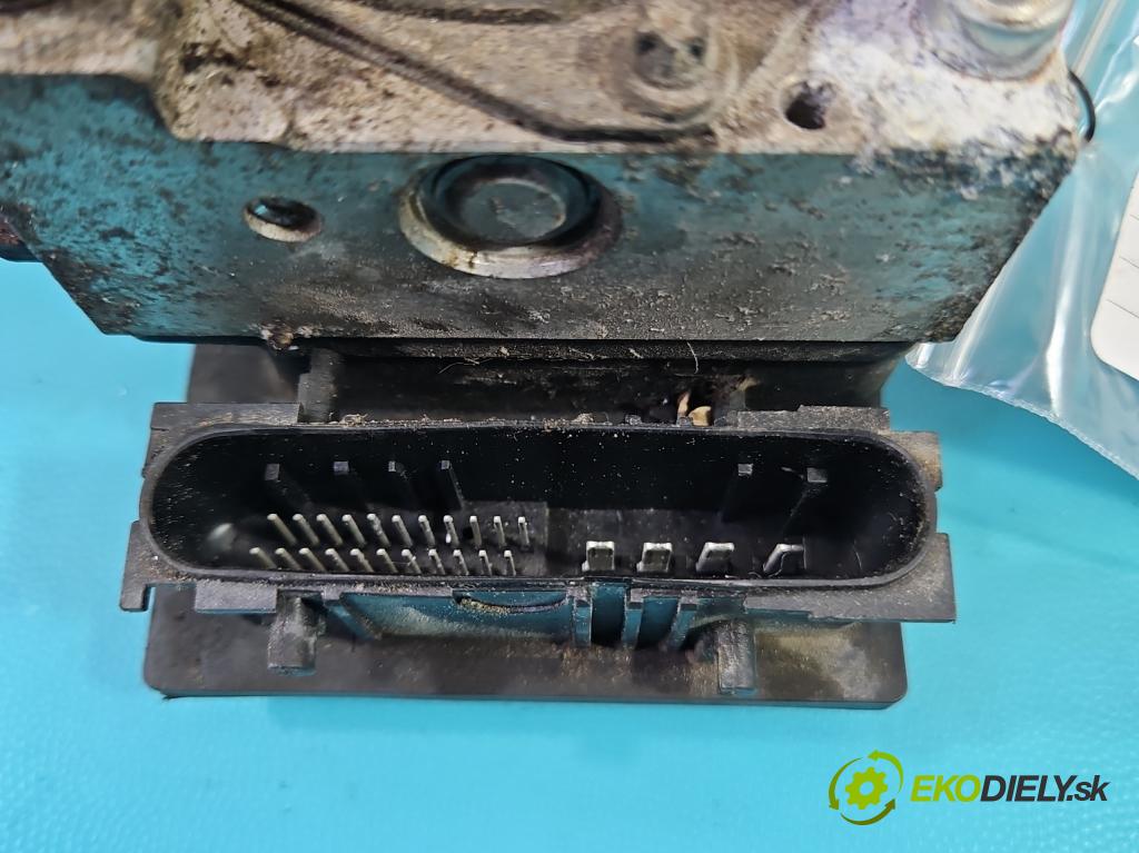 Toyota Aygo 2005-2014 1.0 68 HP manual 50 kW 998 cm3 5- čerpadlo abs 0265231579 (Pumpy ABS)