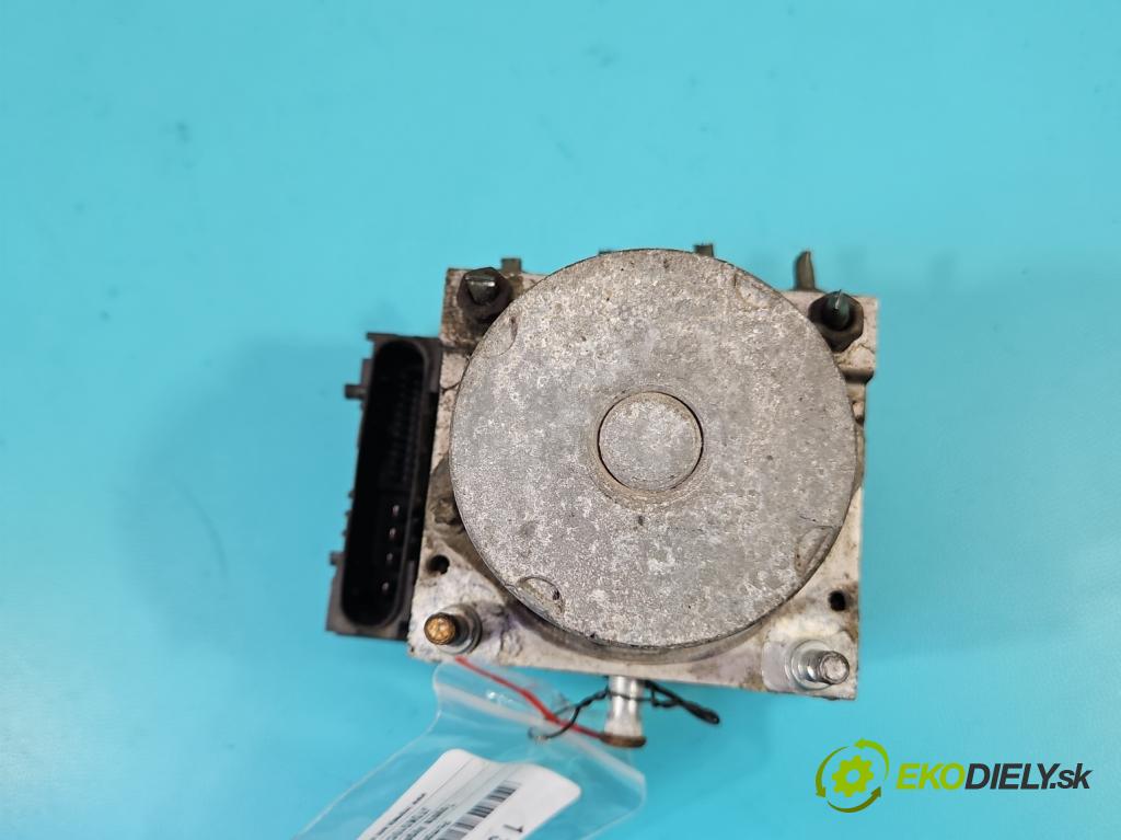 Toyota Aygo 2005-2014 1.0 68 HP manual 50 kW 998 cm3 5- čerpadlo abs 0265231579 (Pumpy ABS)